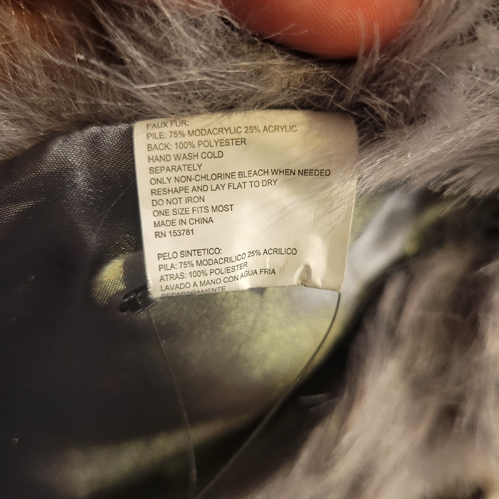 Fuax Fur - Picture 2 of 4